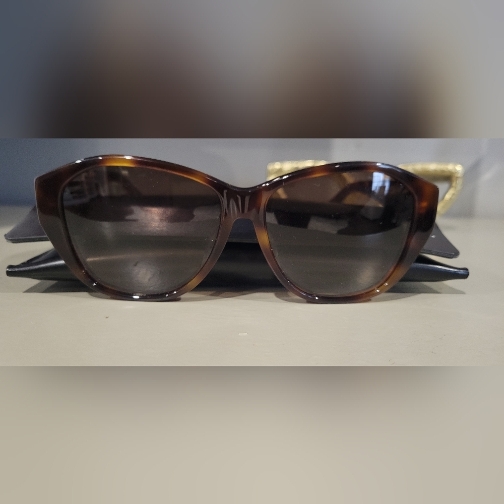 Ysl Saint LAURANT SUNGLASSES